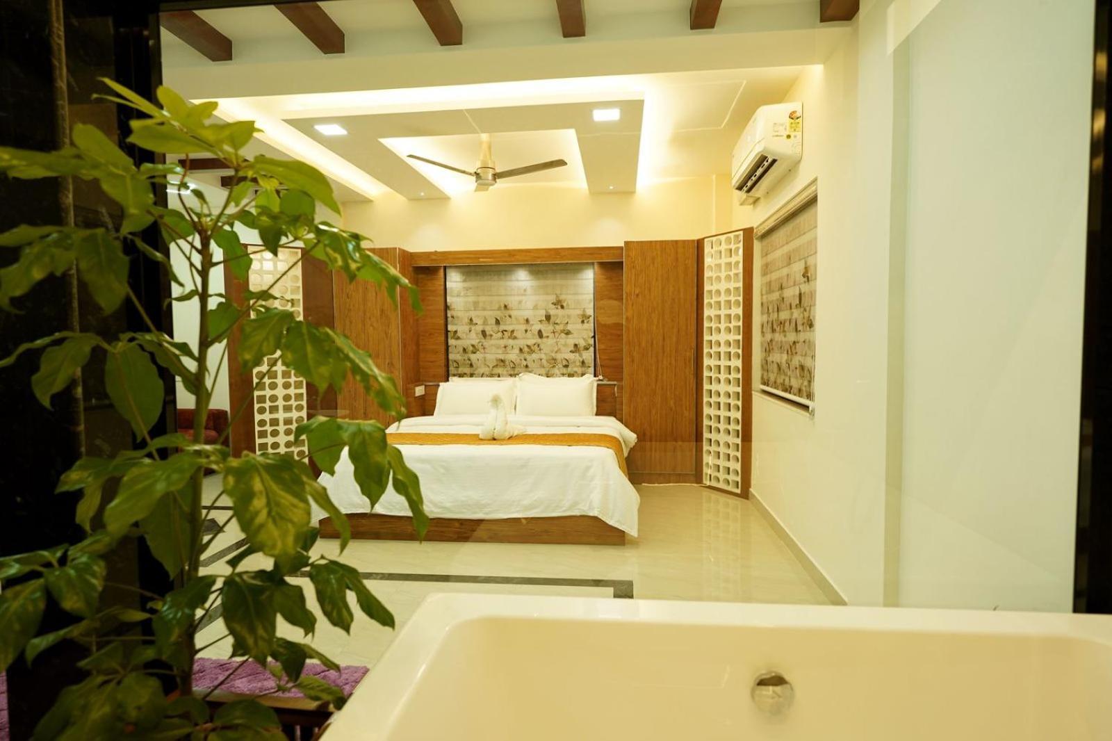 מלון Kochi Krishnakripa Premium Residency מראה חיצוני תמונה