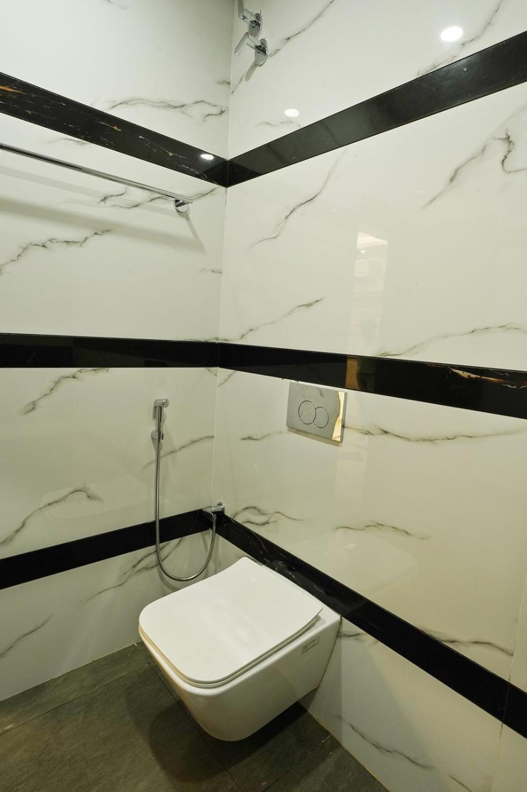 מלון Kochi Krishnakripa Premium Residency מראה חיצוני תמונה
