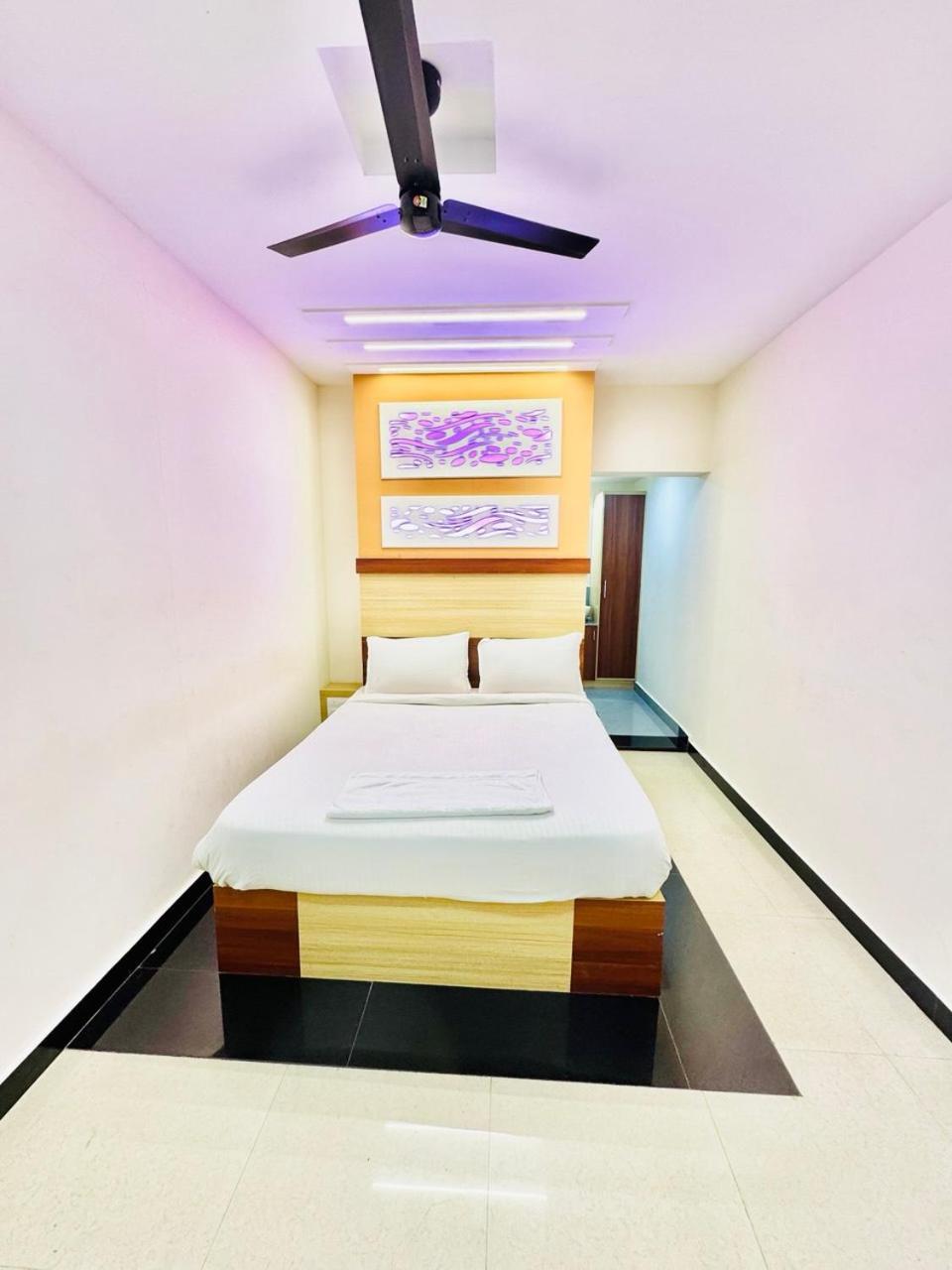 מלון Kochi Krishnakripa Premium Residency חדר תמונה